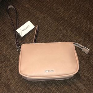 NEW Nine West Haute Holiday Wristlet